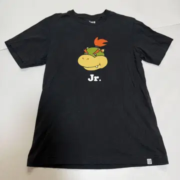 유니클로 쿠파 주니어 티셔츠 S 사이즈