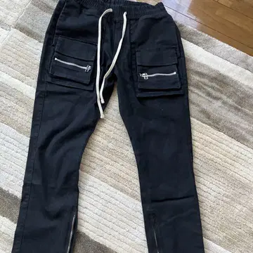 Demi's Denim 블랙 데님