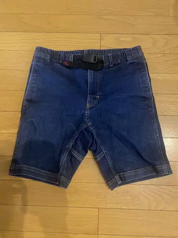 그라미치 숏팬츠 M 사이즈