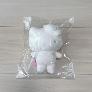 아베일 헬로키티 마스코트 참 화이트