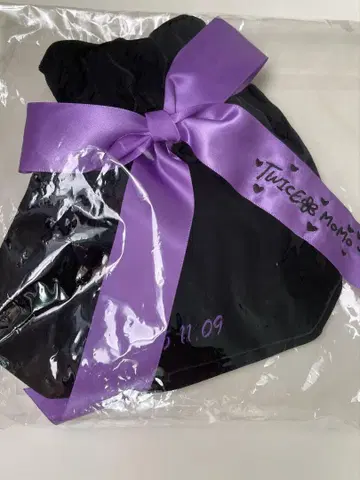TWICE READY TO BE 리본 파우치 허벅지