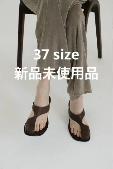 CLANE 클라네 CURVED DESIGN SANDALS 37 사이즈