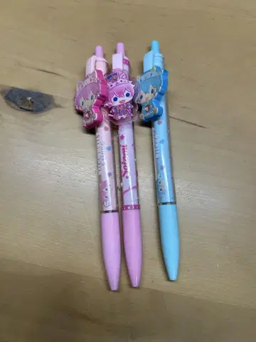 스토푸리 사토미 군 코론 군 샤펜