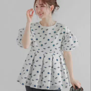 fitmore 핏모어 시어 자카드 꽃무늬 파이핑 탑
