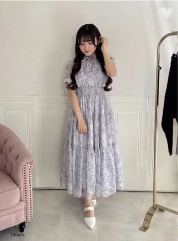 evelyn 라메 프릴 꽃무늬 OP 롱 원피스 블루