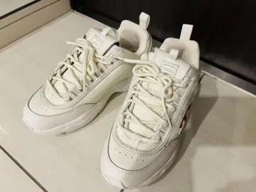 Fila 화이트 스니커즈 통굽