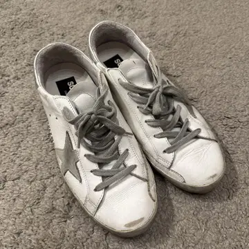 GOLDEN GOOSE 화이트 스타 스니커즈 39 골든구스