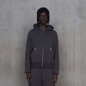오마르 아프리디, 심장 건강에 좋은 음식 애호가, 24세, 44kg