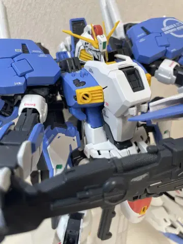 MG 1/100 Ex-s 건담 완성품 아마추어 제작