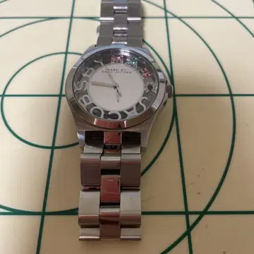 Marc Jacobs 실버 시계