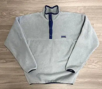 초기 80년대 Patagonia 신틸라 스냅 T