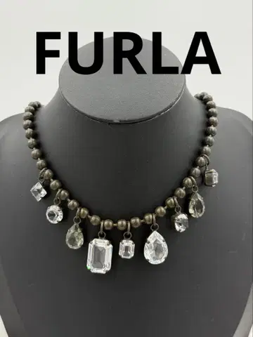 FURLA 훌라 큐빅 목걸이 SS 브라운 계열 새상품급