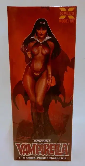 X-PLUS 1/8 스케일 플라스틱 모델 키트 뱀피렐라