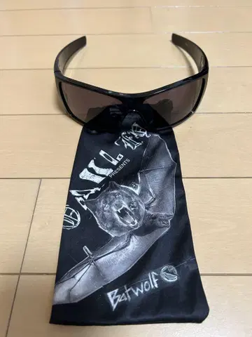 오클리 배트 울프