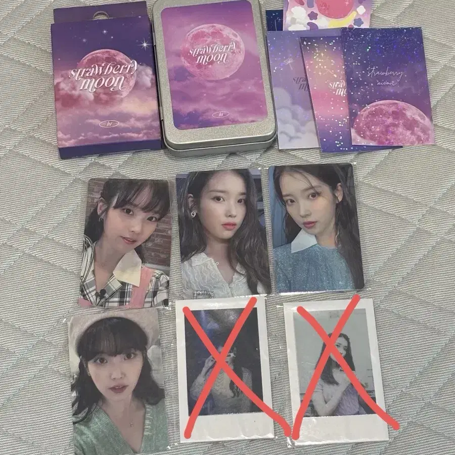 IU  strawberry moon  トレカ IU | 아이유 IU Strawberry Moon photocard vari moon poca wts