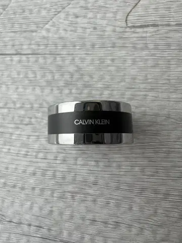 CALVIN KLEIN 실버 블랙 반지