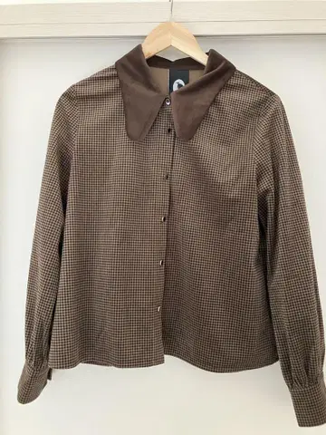 새상품급 Dresseum 브라운 계열 체크 자켓