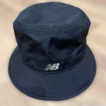 뉴발란스 버킷 햇