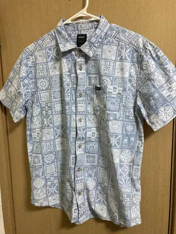 RVCA 2025 모델 올 패턴 꽃무늬 셔츠
