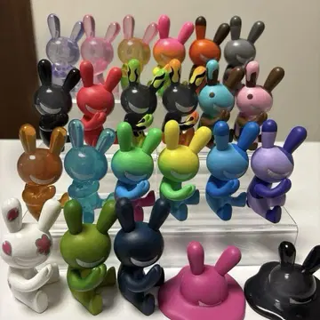 BLACKRABBIT 가챠가챠