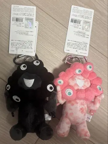오사카 만박 블랙 밉밉 카라비너 포함 마스코트 앉은 벚꽃 핑크