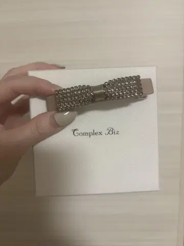 Complex Biz 스톤 리본 헤어 클립