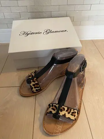Hysteric Glamour 레오파드 무늬 샌들