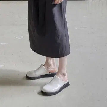 nae 화이트 샌들