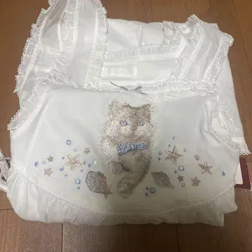 최종 가격 인하, 새상품 택 포함, 핑크하우스 고양이 타비에 화이트