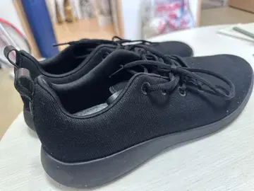 블랙 스니커즈 28cm