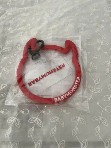 BABYMONSTER 폰 스트랩
