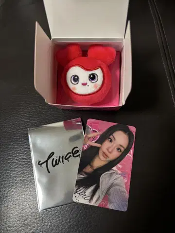 TWICE 랜덤 봉제 인형 반지 혜택 트레이딩 카드 채영