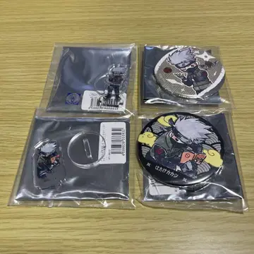 NARUTO 카카시 아크릴 스탠드 캔뱃지 세트