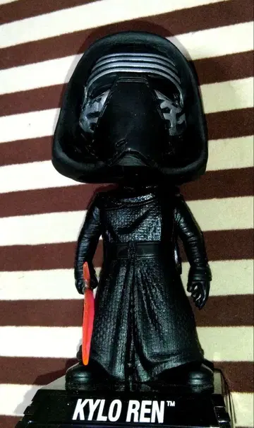 STAR WARS 카일로 렌 보빙 헤드 피규어