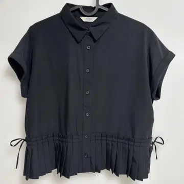 빔즈 블랙 플리츠 셔츠 반팔 M