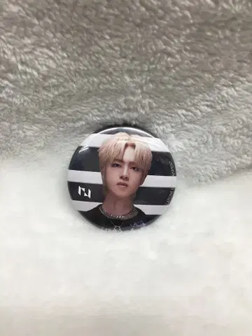 INI M 사노 유타카 캔뱃지