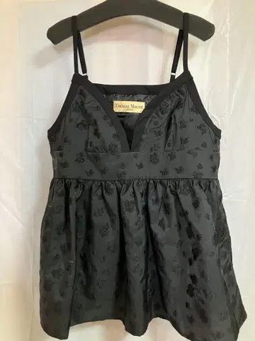 THOMAS MAGPIE 플라워 자카드 탑
