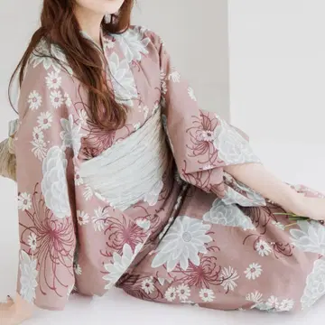 dita 유카타 매실꽃을 보는 달의 국화 지기