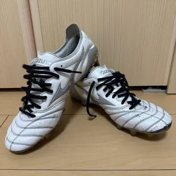 Mizuno 모렐리아 네오 3 샤이닝 26.5
