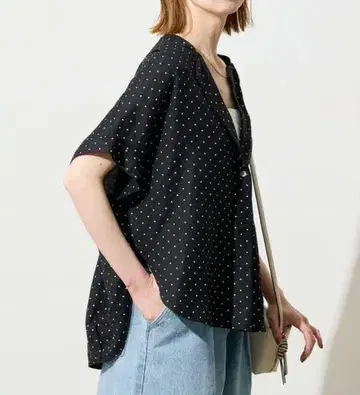 JOURNAL STANDARD 레이온 린넨 노카라 스키퍼 블라우스
