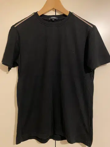 SURBERRY LONDON 블랙 티셔츠 M