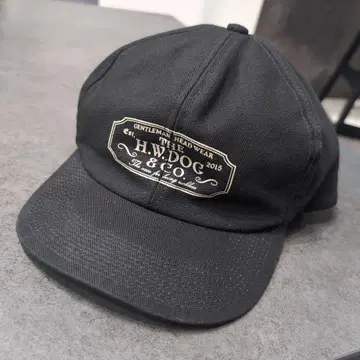 THE H.W.DOG&CO. TRUCKER CAP Black 38
