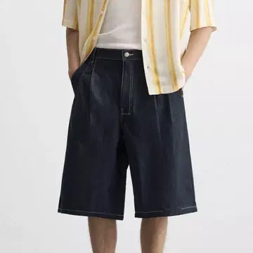 자라 와이드 핏 데님 버뮤다 팬츠 EU40