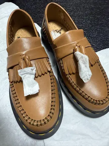브라운 프린지 로퍼 통굽 밑창