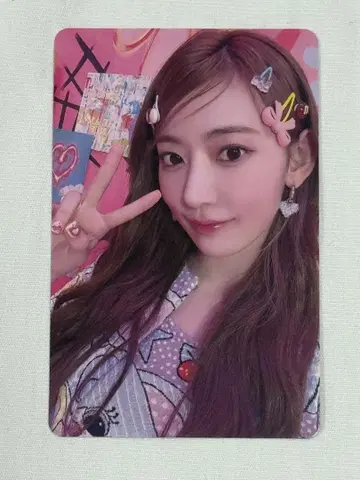 LE SSERAFIM 사쿠라 트레이딩 카드