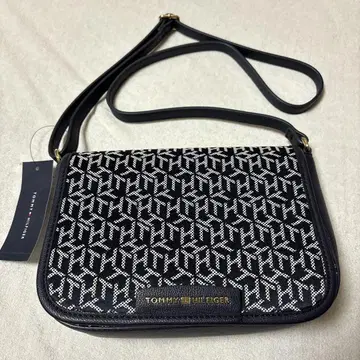 새상품 TOMMY HILFIGER 타미힐피거 텍스타일 숄더백