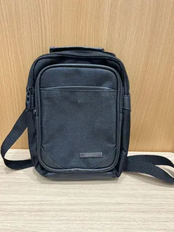 나일론 블랙 숄더백