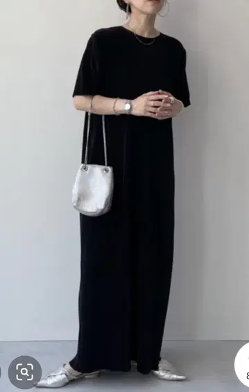 데일리 데일리 슈퍼 스트레치 크루넥 플리츠 원피스 반팔 wee9s