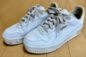 푸마 화이트 스니커즈 통굽 23cm