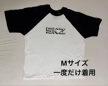 사쿠라자카46 SKZ 래글런 빅 티셔츠 화이트 M 사이즈